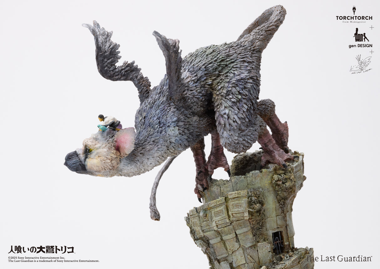 TORCH TORCH + GenDESIGN + Akishi Ueda/ The Last Guardian: Trico Art Statue