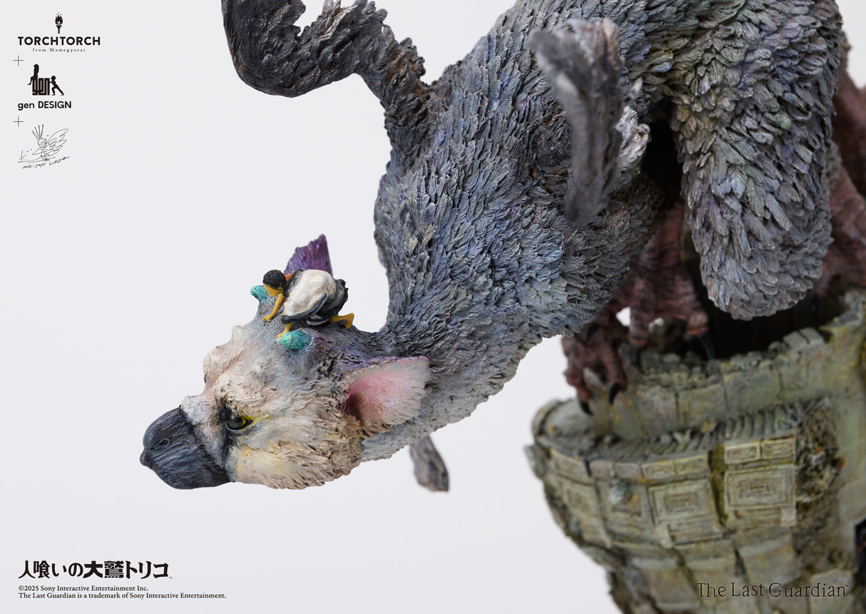 TORCH TORCH + GenDESIGN + Akishi Ueda/ The Last Guardian: Trico Art Statue