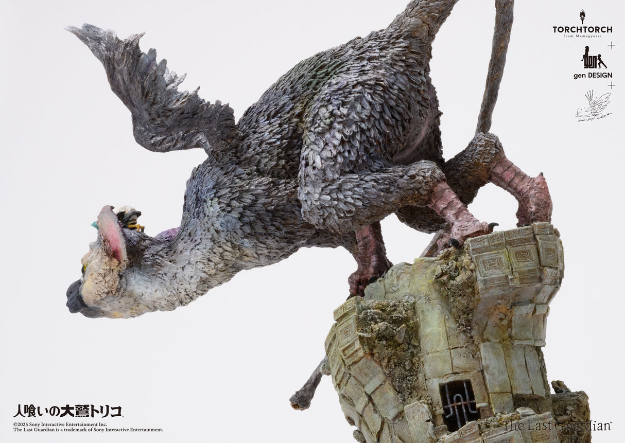 TORCH TORCH + GenDESIGN + Akishi Ueda/ The Last Guardian: Trico Art Statue
