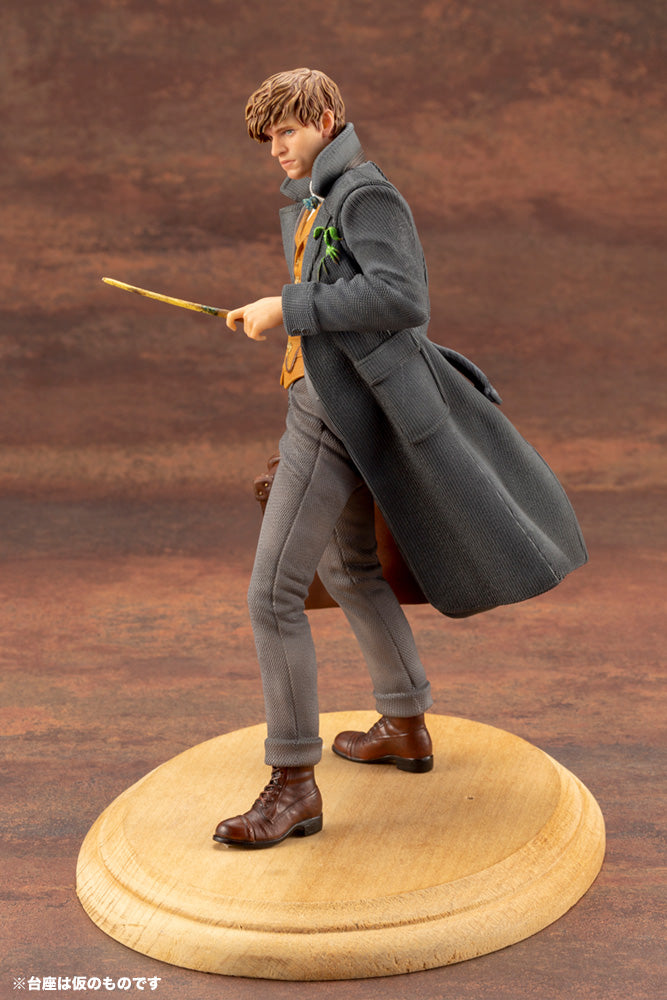 Newt Scamander ARTFX+ STATUE