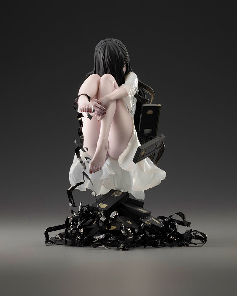 SADAKO BISHOUJO STATUE