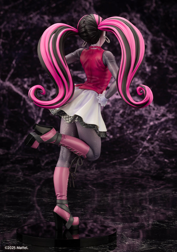 MONSTER HIGH™ Draculaura™ BISHOUJO STATUE